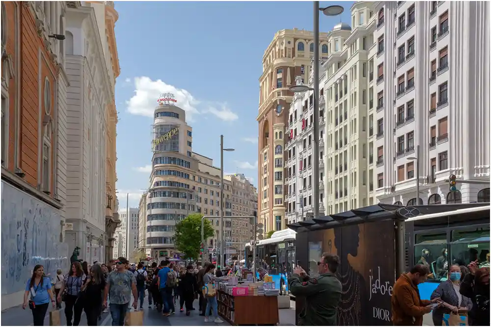 Jour4-Madrid_Gran_Via_DSCF7253
