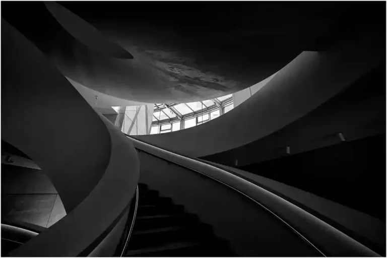 Luma Arles – Ombre et lumière
