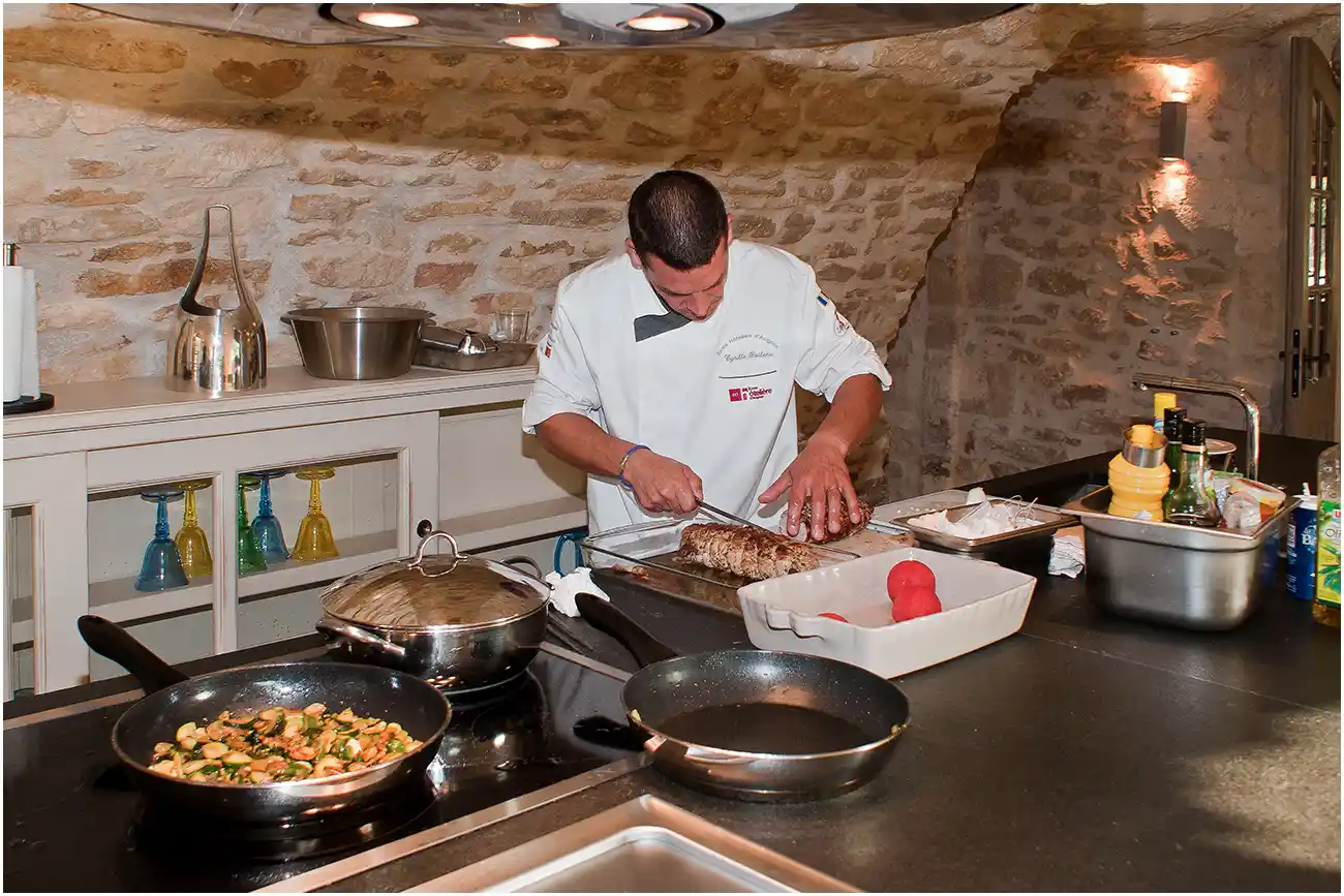 Reportage pour Gould capital US. Maisons de prestige en Provence et cuisiniers