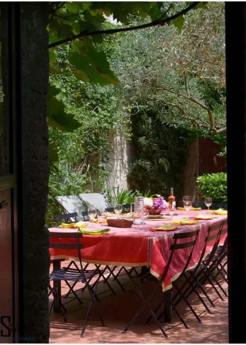 Illustration location de prestige en Provence