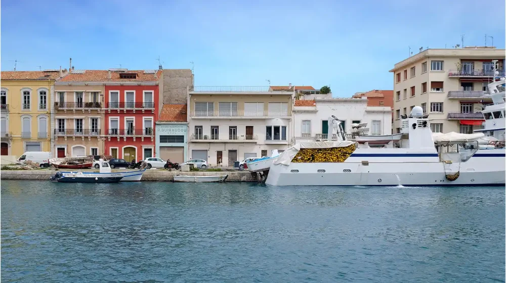 Guide de voyage à Sète : découvrez la ville en images entre mer, canaux et traditions